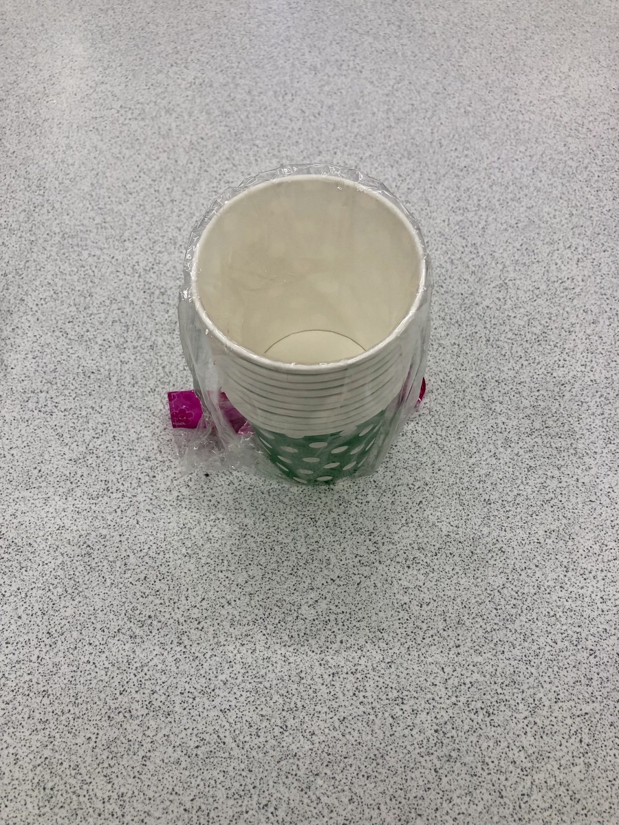 IMG_3689.jpeg - สินค้า รหัส 082 แก้วน้ำกระดาษ ราคา 25 บาท
