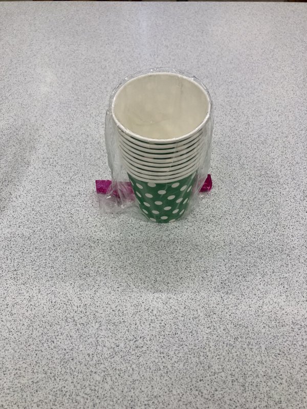 สินค้า รหัส 082 แก้วน้ำกระดาษ ราคา 25 บาท - ศูนย์รวมสินค้าของใช้ทั่วไปและอุปกรณ์ตกแต่งบ้านดีไซน์ทันสมัย คัดสรรคุณภาพเพื่อยกระดับการใช้ชีวิตของคุณให้ง่ายและสวยงามยิ่งขึ้น พร้อมช้อปออนไลน์สะดวกสบาย