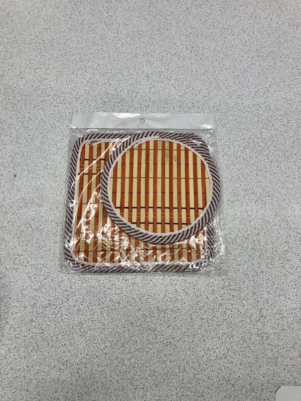 สินค้า รหัส 083 เสื่อไม่ไผ่ 1 ชุด(2 ชิ้น) ราคา 25 บาท - ศูนย์รวมสินค้าของใช้ทั่วไปและอุปกรณ์ตกแต่งบ้านดีไซน์ทันสมัย คัดสรรคุณภาพเพื่อยกระดับการใช้ชีวิตของคุณให้ง่ายและสวยงามยิ่งขึ้น พร้อมช้อปออนไลน์สะดวกสบาย